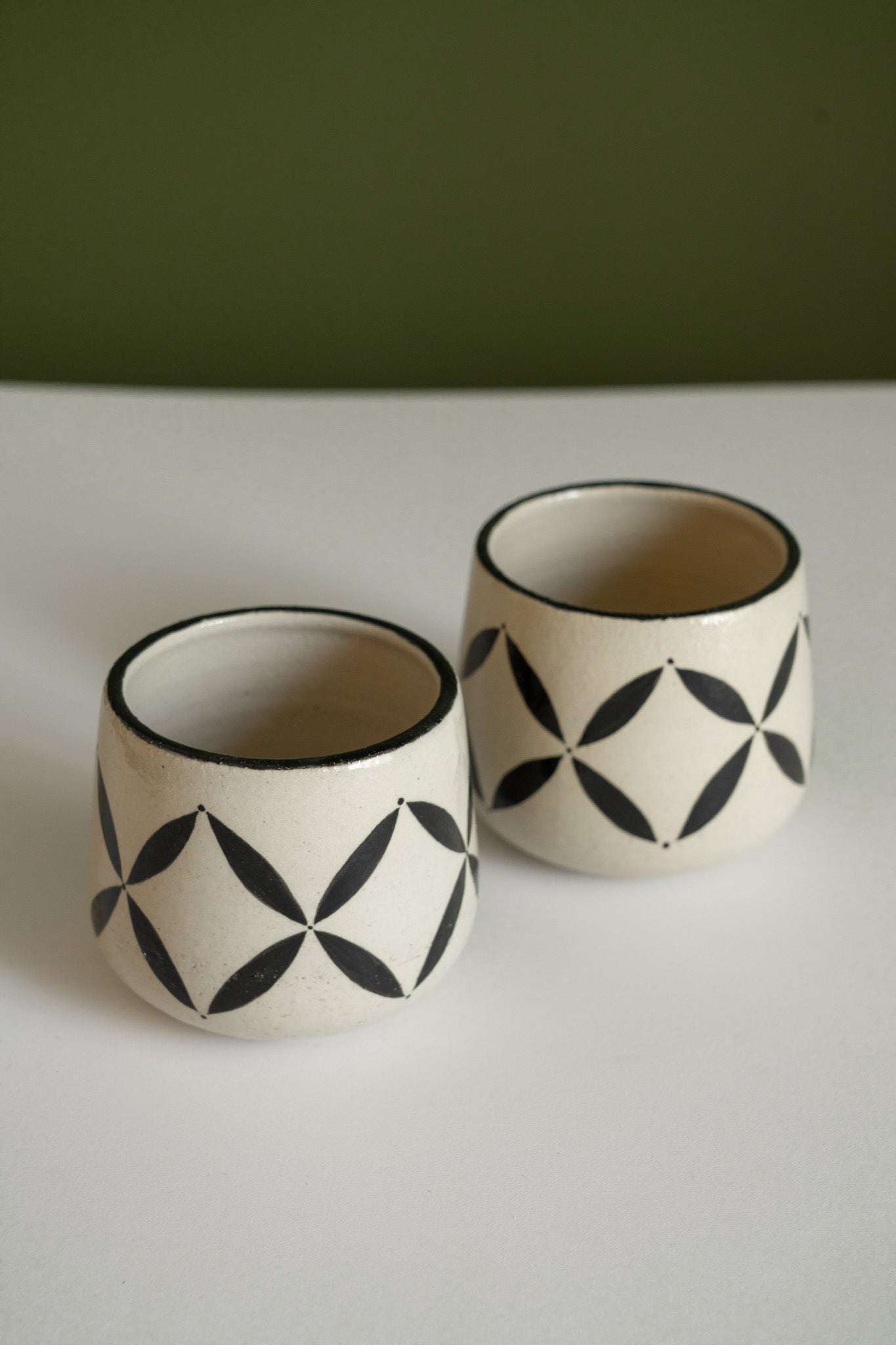 Handmade Stoneware Coffee Mug: Hand Painted Heritage Collection
