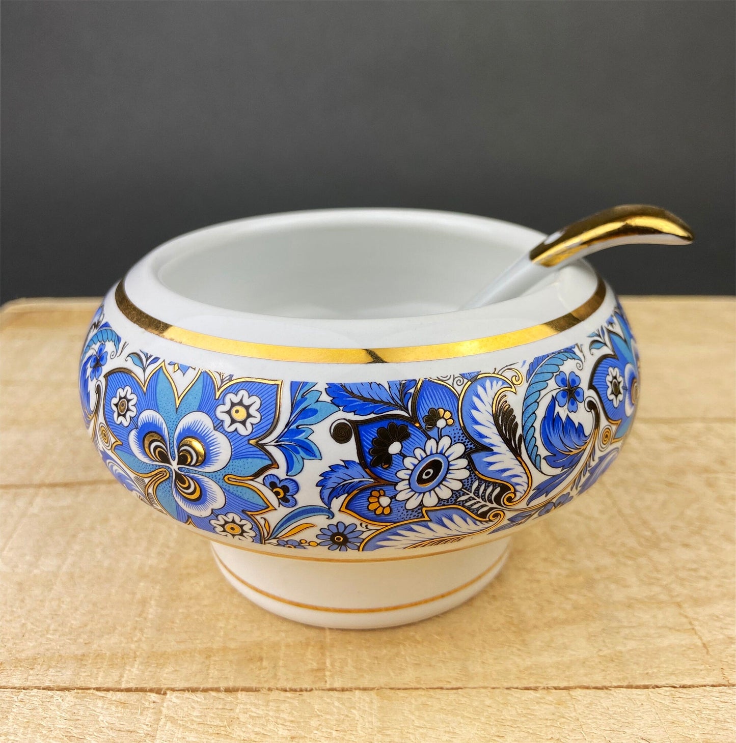 Vintage Italian Sugar Bowl/Bomboniere with Ceramic Spoon. Hand Painted Sugar Jar or Candy Dish. Lavorazione a Mano, Car Bomboniere. Italy.